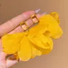 Brincos de Verão Florais Estilo Moda Luxo Leve, Brincos com Design de Nicho para Mulheres, Pingentes de Orelha Luxo Leve, Frescos e Doces