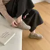 Zapatos planos de lana estilo coreano con suela gruesa estilo Birkenstock para mujer, que aumentan la altura, colección de otoño 2026, zapatos de mujer versátiles con puntera redonda y estampado de lunares