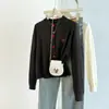 Foto Real de Suéter Cardigan de Tricô com Fio Cardado de Tamanho Grande para Outono e Inverno para Usar por Dentro ou por Fora com Botões de Coração Bordados para Mulheres