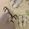 Zapatos de tacón alto de una sola tira estilo coreano con tacón grueso, sandalias plateadas para mujer, nuevas sandalias estilo chino para verano, adecuados para combinar con faldas, zapatos de hadas
