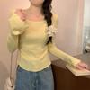Blusa Feminina de Malha para Outono, Slim, Plissada, Decote Baixo Amplo e Mangas Sino