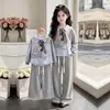 Conjunto de Dos Piezas de Moda para Niñas 2026: Sudadera de Manga Larga y Pantalones Anchos Sueltos Estilo Coreano