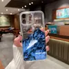 Estación Independiente Más Vendido Estilo Pintura al Óleo Montaña Nevada Azul Funda Transparente para iPhone 16 Funda Protectora Premium para Apple 17 Pro