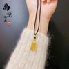Tienda de oro con antiguo ábaco de oro francés en arena, colgante chapado en oro de cobre, collar de mujer de viento nacional, accesorios de joyería de bricolaje, suministro al por mayor