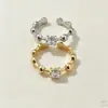 Anillo Abierto con Abalorio de Diamante Brillante para Mujer, Nicho de Lujo Ligero con un Toque de Alta Gama, Anillo Ajustable Simple de Circonita en Colores Dorado y Plateado