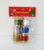 Uma Variedade de Embalagens de Presente Tridimensionais Coloridas Pequenas, Pirulitos de Natal, Tambores Pequenos, Caixas de Presente com Laços e Presentes Artesanais de Natal em Sacos