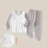 Conjunto de dos piezas de otoño para niños, de manga larga y pierna larga, transpirable y cómodo, disponible en tallas grandes, un atuendo de dos piezas para bebés