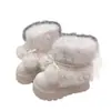 Sapatos de Algodão Quentes da Moda para Inverno, Meia-Canela, Novo Estilo, Engrossados com Bolas de Pelo, Confortáveis e Macios
