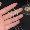 Pulsera de Herradura con Hebilla de Circonita de Venta Caliente Transfronteriza para Mujer, Diseño de Nicho de Lujo Ligero, Cadena de Gama Alta, Joyería al por Mayor para Mejor Amiga Estudiante