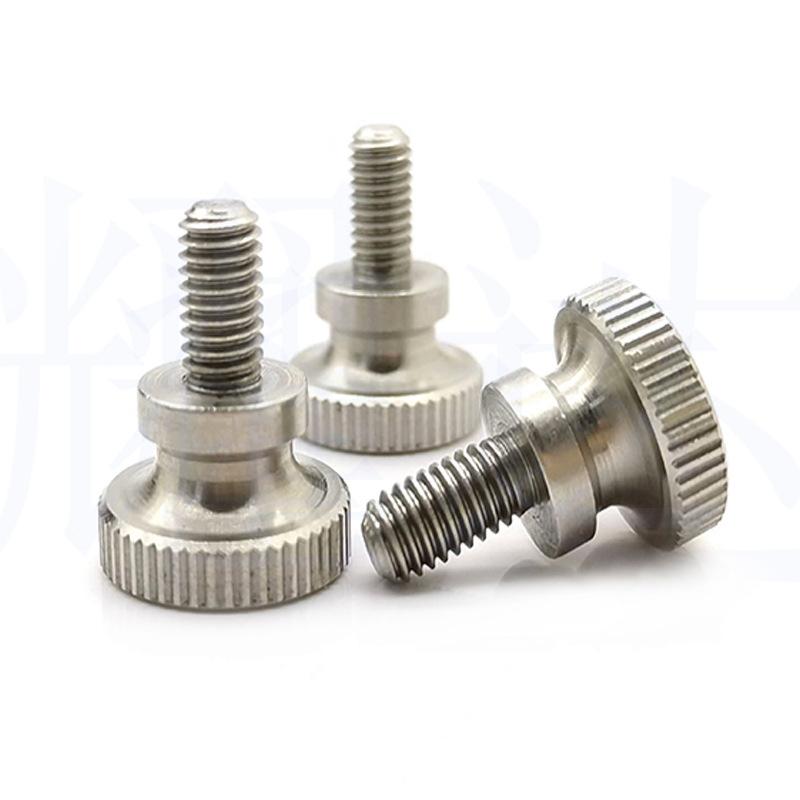 手拧不脱出螺钉