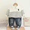 Sudadera para Niños Primavera y Otoño 2025 Ropa Infantil Camisa Polo Rayada de Cuello Campana para Niños Conjunto Moderno de Jeans de Manga Larga