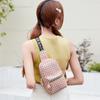 Trendy Cool Vintage Rhomboid Impresso Peito Bolsa All-match Moda Ao Ar Livre Portátil Crossbody Bolsa Mini Bolsa de Moedas para Celular