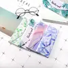 Atacado personalizado masculino e feminino estudante Coreia do Sul pequeno fresco fofo personalidade criativa portátil dobrável triângulo caixa de óculos fabricantes