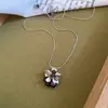 Colar com Pingente de Uva de Pedra Colorida, Luxo Leve, Moda de Alto Padrão, Corrente Única para Suéter, Joia de Nicho de Designer para Mulheres