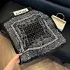 Pañuelo de Seda 70 Cuadrado Moda Coreana de Alta Gama Versátil Profesional Seda Sintética Pequeño Pañuelo de Cuello Estampado Retro Pañuelo de Seda para Mujer