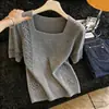 Top de punto retro chic de color liso con cuello cuadrado y manga corta para mujer, nuevo estilo de verano, súper elegante y adelgazante