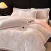 A-grade fresco y lindo estilo cálido engrosado amigable con la piel encaje de terciopelo tallado de conejo terciopelo de leche juego de cuatro piezas dropshipping
