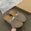 Meias-pantufas Fechadas Estilo Popular para Mulheres, Novo Modelo Verão 2026, Sandálias Slip-On de Malha Vazada com Solas Grossas