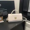 Bolsa de Axila de Design de Nicho de Alta Qualidade para Mulheres 2026 Nova Moda Versátil Bolsa de Ombro Bolsa Transversal para o Dia a Dia Bolsa Baguete