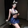 Conjunto de lencería estilo catgirl, con encaje sexy, diseño sin espalda, tirantes, aspecto de uniforme y una falda plisada seductora y atractiva, perfecto para un club nocturno