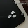 Nuevo Zircón Sin Fondo Diamante Joyería para Uñas Arte de Uñas Flor Blanca Brillante Zircón Super Hada Bola de Pelo Diamante Uña Diamante
