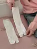 Calcetines IOULOR de principios de otoño nuevos con lunares y puntera dividida, calcetines versátiles de dos dedos estilo coreano, calcetines de algodón transpirables, calcetines apilados sin costuras al por mayor