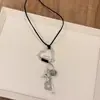 Pingente de Chave de Coração de Bolinhas Doce e Legal Cogumelo Colar Longo Acessórios Femininos Design Único de Nicho Corrente Versátil para Suéter