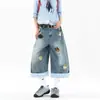 Pantalones capri de mezclilla a cuadros con bordado de marca de moda, puño turned-up, unisex, verano, nuevos, shorts anchos y holgados estilo americano