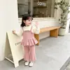 Conjunto de primavera y otoño estilo coreano para niñas, top de punto de imitación de dos piezas y pantalones largos, elegante conjunto de dos piezas de suéter de invierno para niños