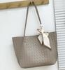 Bolso de Mano de Verano Suave de Piel de Vaca Tejido a Mano Cuero Genuino Bolso para Mujer Cesta de Verduras Hombro Bandolera Bolso de Compras Bolso para Madre