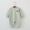 Mono de bebé de seda engrosado cálido suéter otoño e invierno mameluco pijamas de manga larga para niños ropa interior de capa base