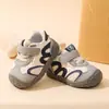 Zapatillas deportivas para niños 2026 primavera y otoño nuevo modelo zapatos para bebé zapatos para caminar infantil zapatillas para caminar para niños y niñas Zapatos de entrenamiento alemanes