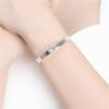 Pulsera Creativa Abierta con Borde de Encaje de Trébol de Cuatro Hojas Anillo Ovalado Flor Zirconia Pulsera Venta al por Mayor