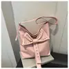 Bolsa de Mão Fashion Europeia e Americana com Rebites 2025, Nova Bolsa de Ombro Elegante com Laço, Bolsa Transversal Versátil da Moda