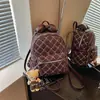 Colección de otoño 2026 transfronteriza: mochilas de moda y con estilo, versátiles y de gran capacidad, perfectas para estudiantes