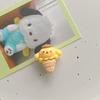 Lindos Clips Adhesivos Mini de Cono Dulce Sanrio para el Lado del Corazón de Niña Estilo Japonés Accesorios para el Cabello de Dibujos Animados Versátiles para Mujeres y Niños