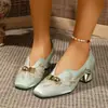 Estilo Nacional Novo Estilo Chinês Sapatos de Salto Alto Quadrados de Metal para Mulheres 2026 Venda Quente Solado Macio Bordados Retrô Mocassins de Tamanho Grande