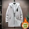 Jaqueta corta-vento masculina 2026 Outono Inverno Lã de cordeiro espessa com capuz comprimento médio estilo coreano casaco casual roupa de exterior masculina