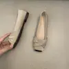 Elegantes zapatos planos de mujer con punta cuadrada y tacón bajo, nuevo modelo de primavera y otoño, adecuados para combinar con faldas, elegantes zapatos de abuela