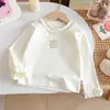 Camiseta Base de Manga Larga de Algodón para Niñas, Cuello Redondo con Adorno de Encaje, Estilo Coreano, Primavera Otoño, Top Elegante con Volantes para Bebé 3