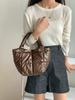 Bolso de plumas de estilo coreano de moda para otoño e invierno, diseño de nicho, bolso de mano de alta gama para mujer, ligero y simple, bolsa para ropa de algodón