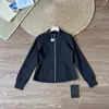 Chamarra de yoga tejida ajustada, que absorbe la humedad, adelgazante, cuello alto deportivo, chamarra corta con cierre 13229