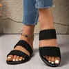 Pantuflas planas de talla grande para mujer estilo europeo y americano, sandalias de playa ligeras con tira tejida simple