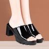 Pantuflas de Tacón Grueso para Mujer 2025 Verano Nuevas de Suela Gruesa Impermeables de Plataforma Boca de Pez Moda y Versátiles de Una Tira para Exterior
