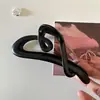 Presilha de Cabelo Elegante Preta Fosca em Formato de Coração Grande para Mulheres, Acessório de Cabelo Clip Tubarão Casual de Alta Moda