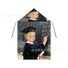 Un Conjunto de Fábrica Hecho a Medida para Niños y Niñas para Actuaciones y Fotos de Temporada de Graduación, con una Capa con Capucha y Cordones