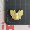Accesorios de Resina de Insecto Mariposa Translúcida con Gradiente de Colores Pasador de Mariposa Hada Funda de Teléfono Accesorios de Decoración para Zapatos
