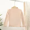 Roupas de primavera e outono para meninas: Camiseta color block estilosa e moderna estilo coreano com acabamento franzido para bebês e crianças