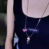Collar Colgante de Medusa Rosa Gelatinosa Flotante Europeo y Americano, Diseño de Nicho de Lujo Ligero, Cadena para Clavícula Ajustable Libremente