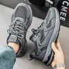 Nuevos zapatos de verano para hombre, zapatillas deportivas casuales transpirables y versátiles para hombre, adecuados para el trabajo y para correr, con suelas gruesas antideslizantes y diseño robusto
